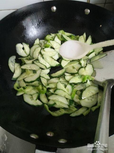 羊奶瓜能做菜吃吗视频教程,羊奶瓜美味家常菜制作教程