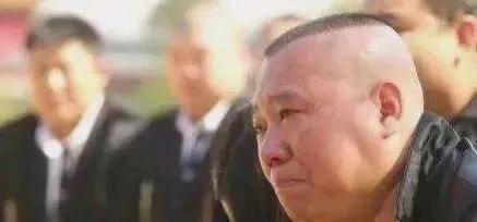 西沙公园吃瓜事件始末视频,一场引发热议的公共行为争议