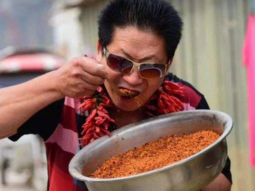 贵州人吃茭瓜视频播放,茭瓜美食视频走红网络