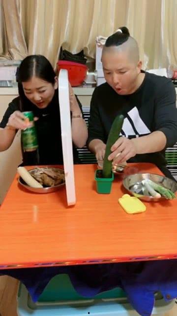 啃小瓜给老婆吃视频大全,啃小瓜给老婆吃的温馨视频大盘点