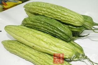 阿红吃凉瓜视频,清凉一夏美食分享