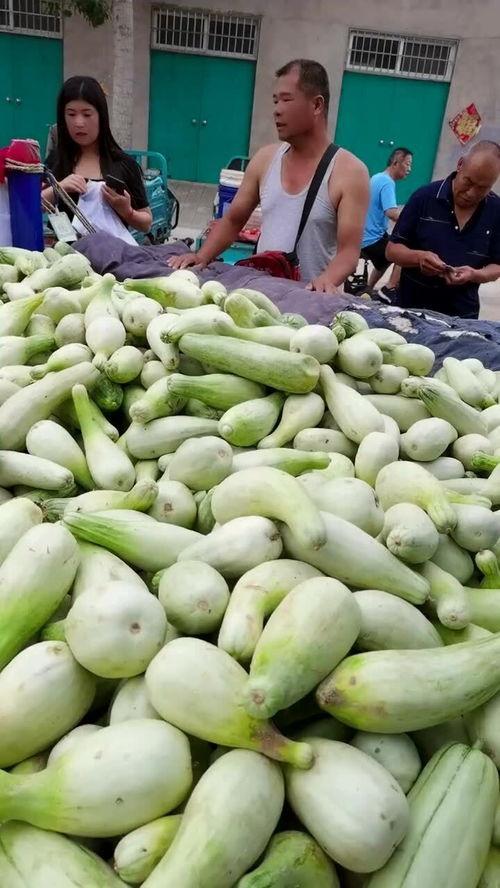 卖吃瓜视频赚钱吗现在怎么样,风口还是泡沫？